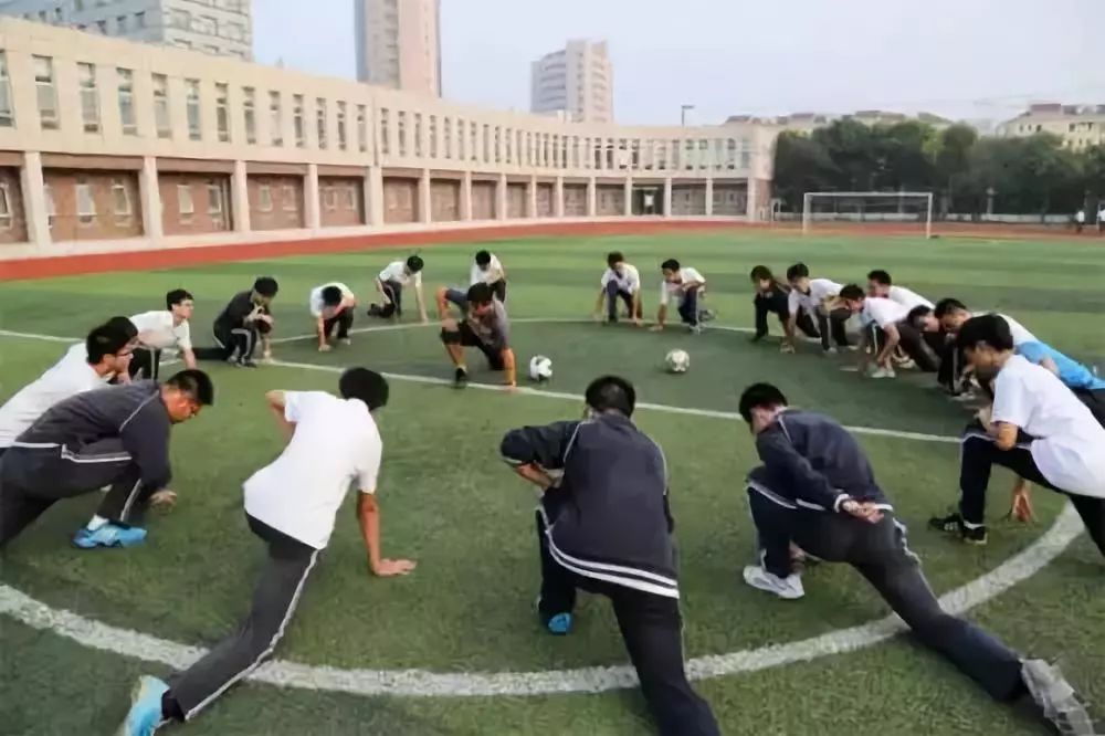 南京初三体育标准女生，挑战中的成长之路