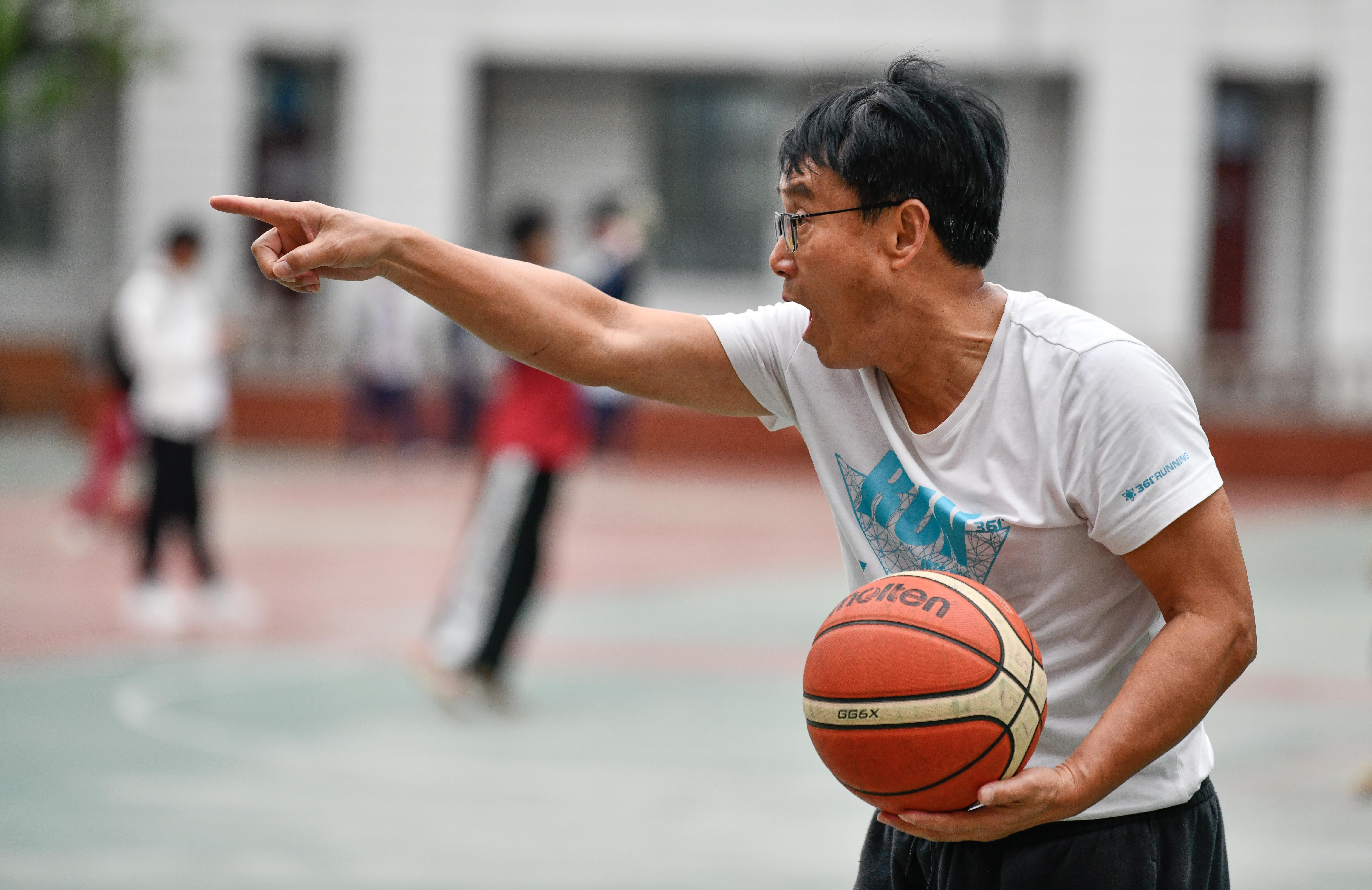 如何转化体育差生，策略与方法探讨