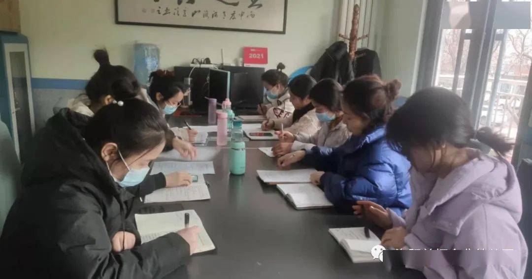 体育实践活动纪实，青春燃烧，铸就辉煌篇章