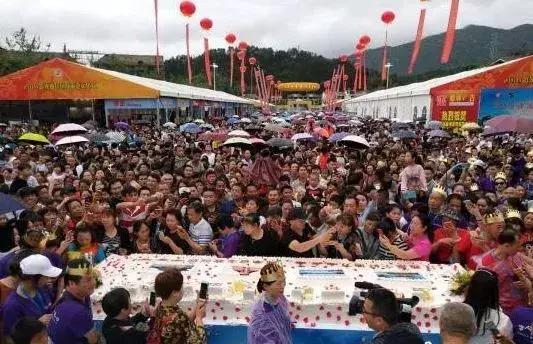 抚州开心蛋糕体育路店，美味与活力的交汇点
